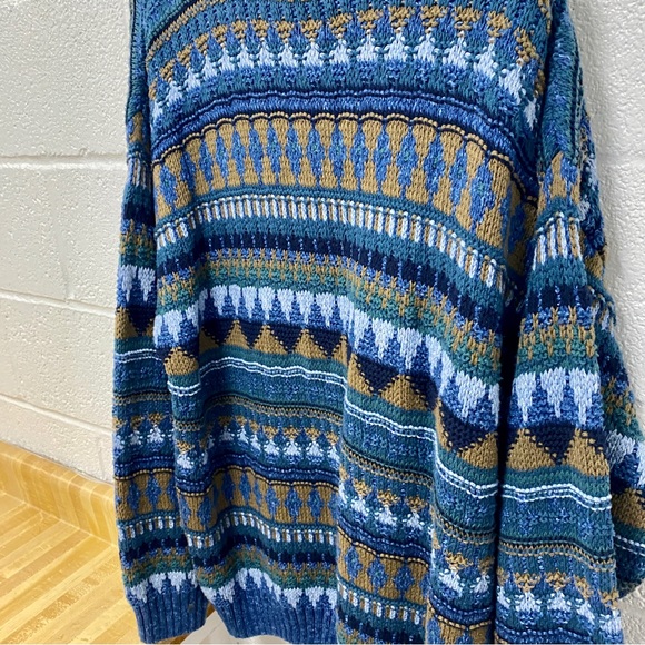 Eddie Bauer Knit pattern Large sweater - Picture 5 of 8